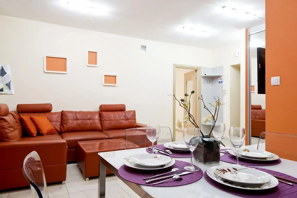 Goodnight Warsaw Apartments Aleja Jana Pawla II 35